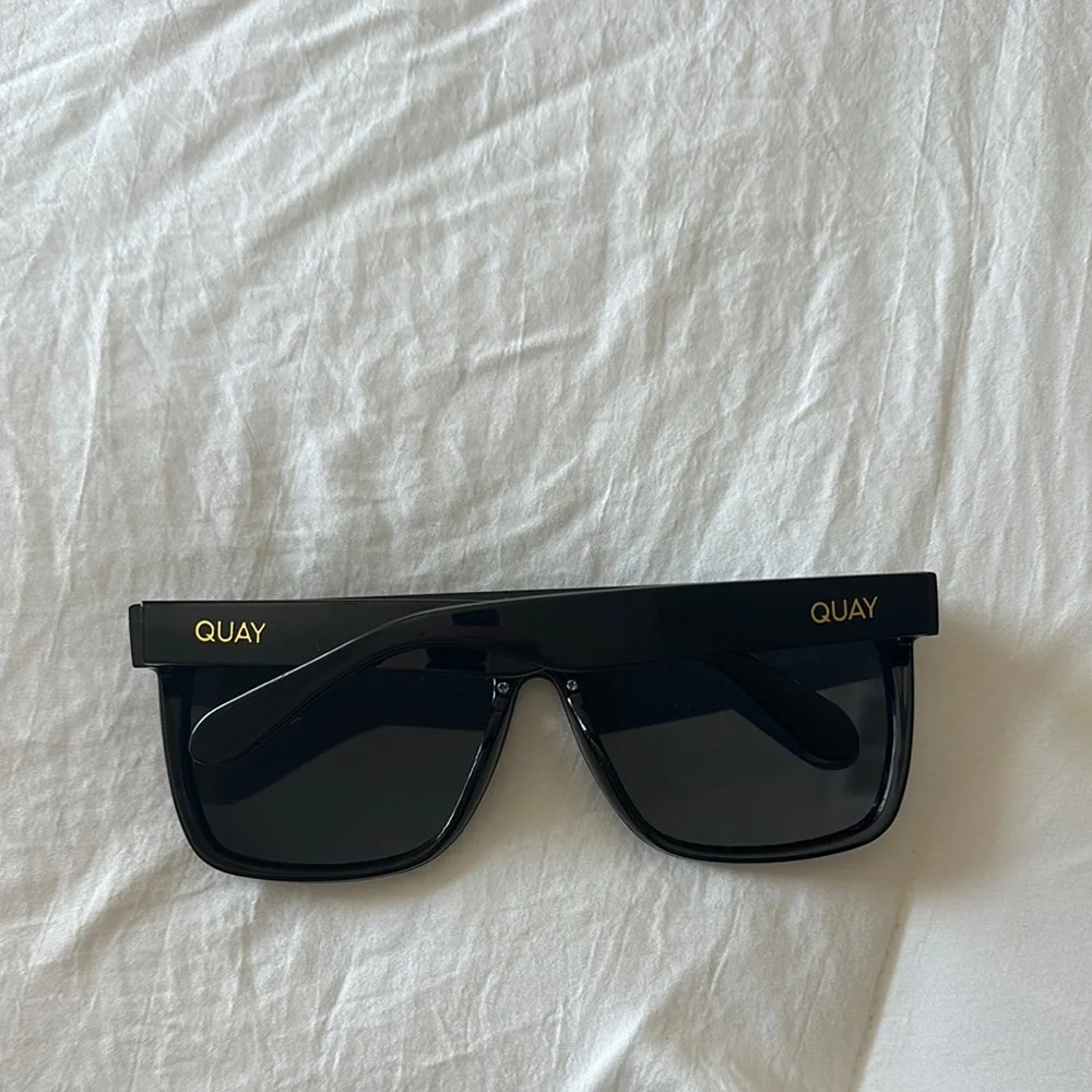 Quay Australia Black Shield Sunglasses - Modern Oversized Women’s Shades